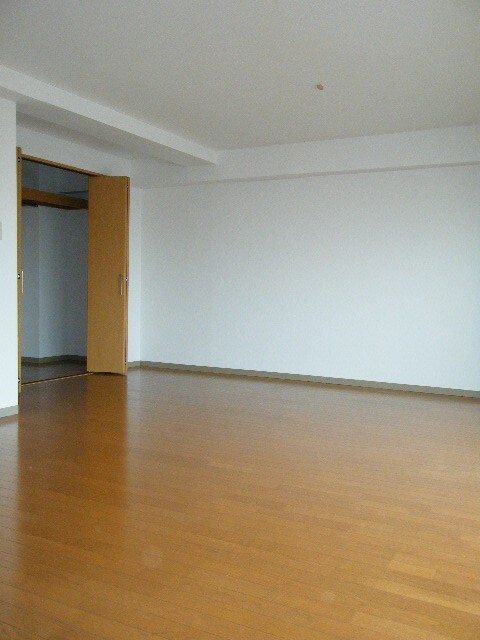 物件内観写真13　(居室)