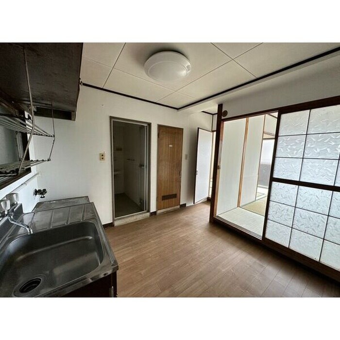 物件内観写真13　(居室)