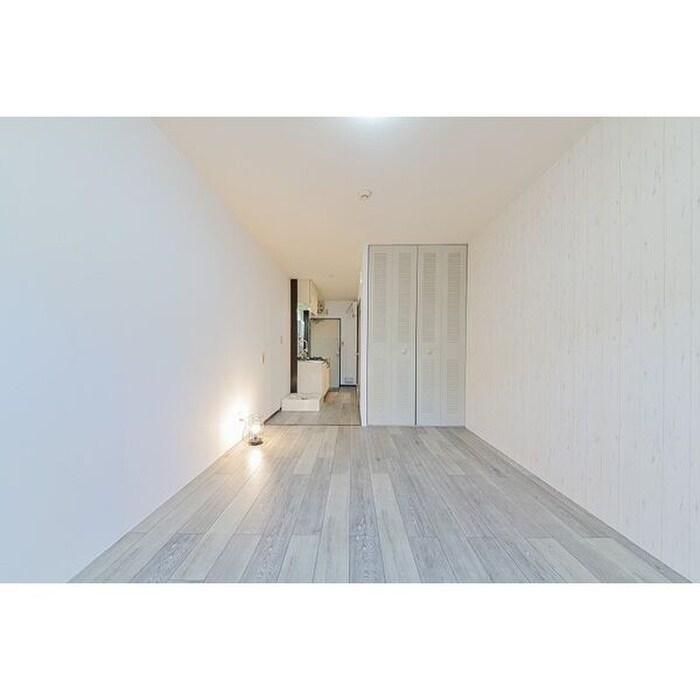 物件内観写真4　(居室)