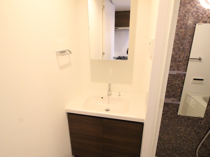 物件内観写真9　(洗面)