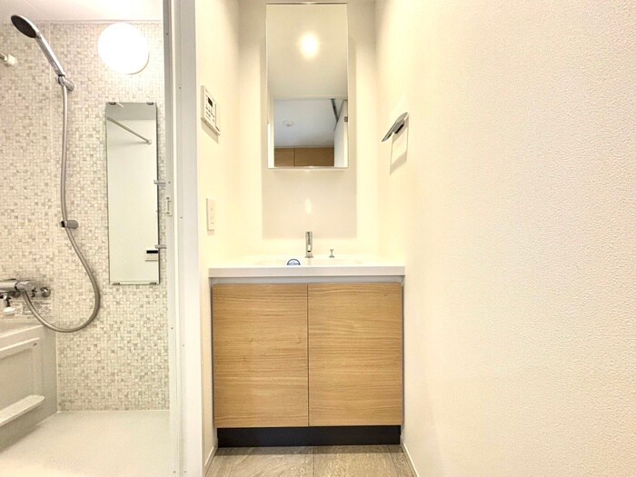 物件内観写真9　(洗面)