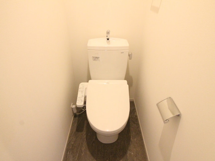 物件内観写真10　(トイレ)