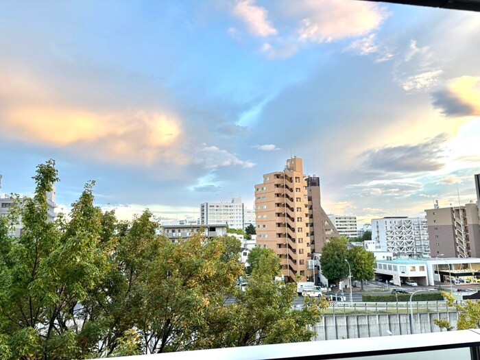 物件内観写真15　(室内からの展望)