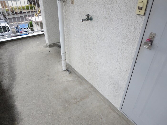 物件内観写真13　(洗濯機置場)