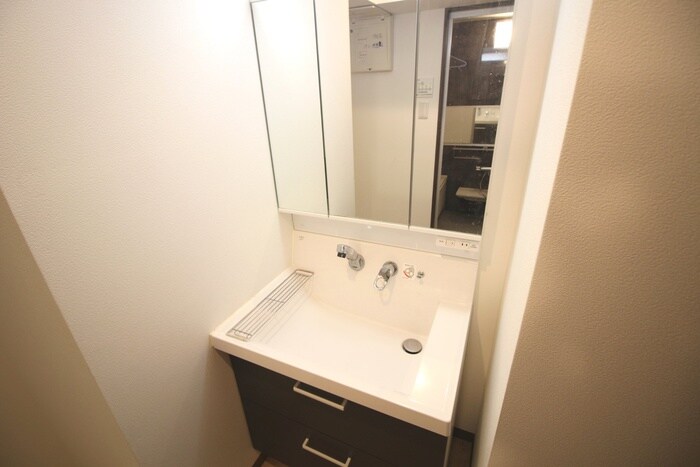 物件内観写真16　(洗面)