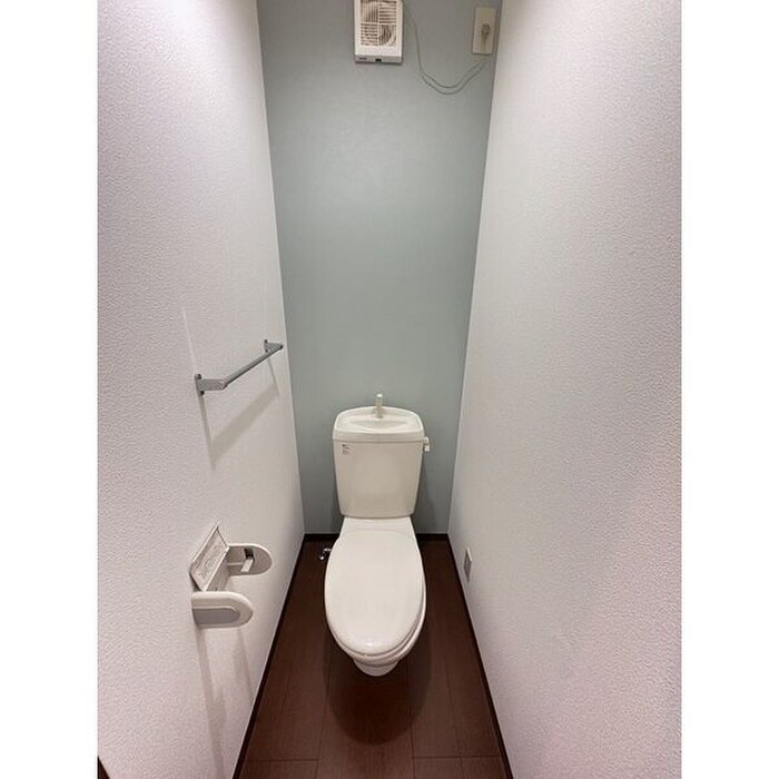 物件内観写真10　(トイレ)