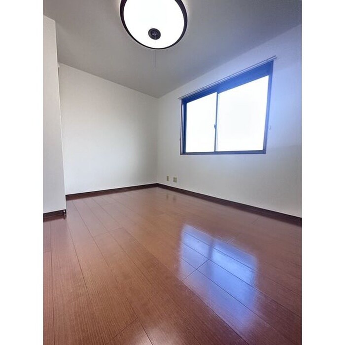 物件内観写真14　(居室)