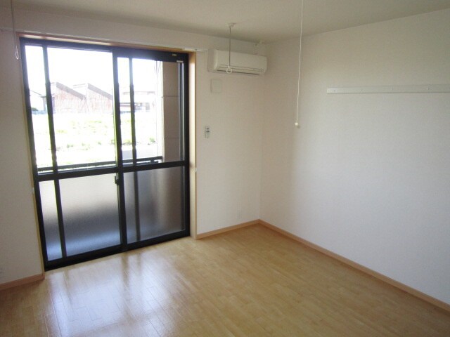 物件内観写真5　(居室)