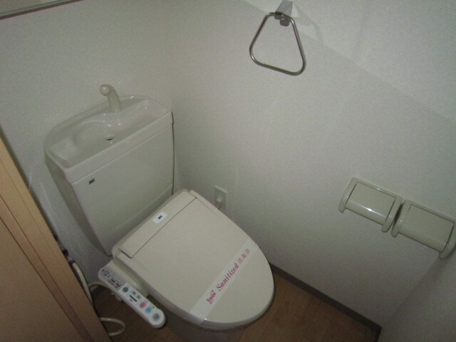 物件内観写真9　(トイレ)