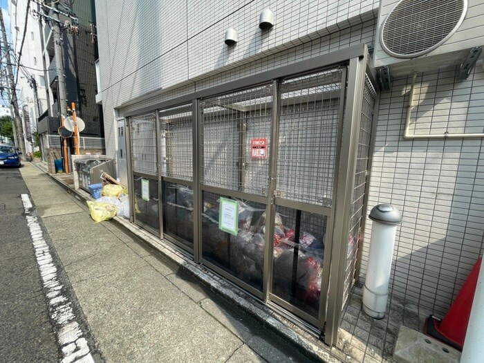 物件外観写真6　(建物設備)