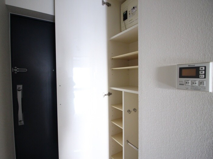 物件内観写真16　(靴箱)