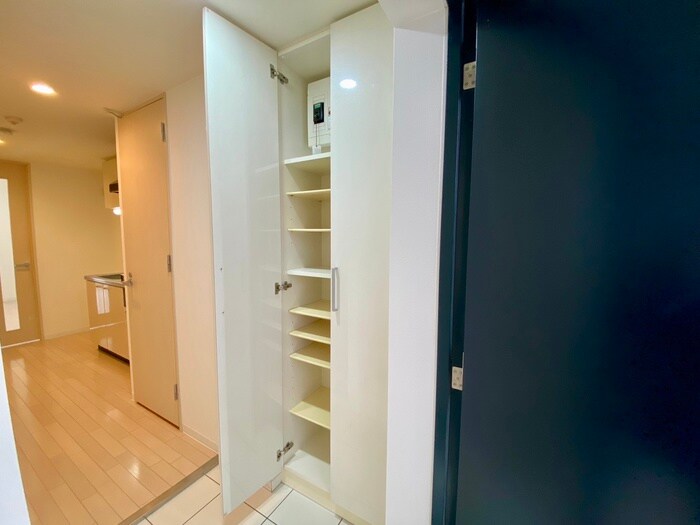 物件内観写真16　(靴箱)