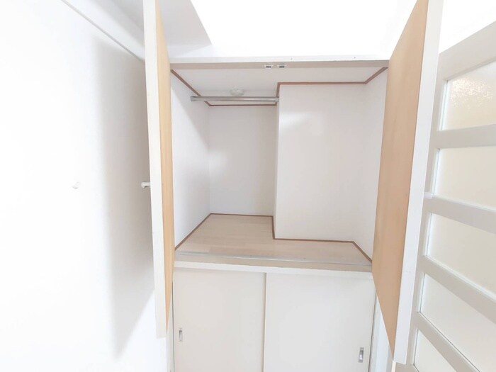 物件内観写真13　(収納)