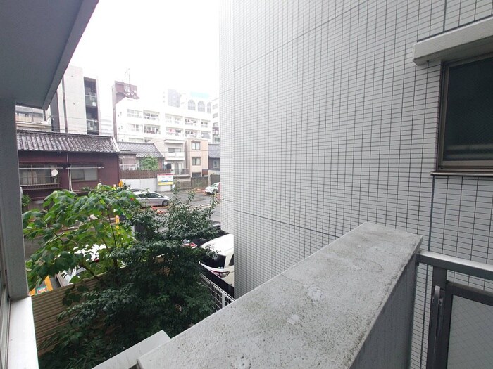 物件内観写真16　(室内からの展望)