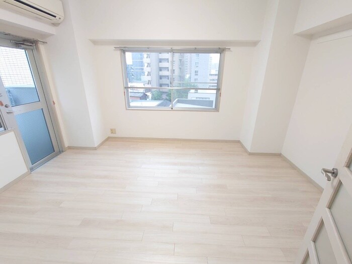 物件内観写真17　(居室)