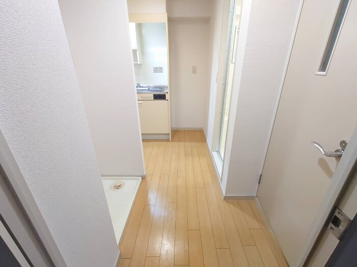 物件内観写真19　(廊下)