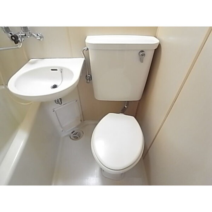 物件内観写真6　(トイレ)