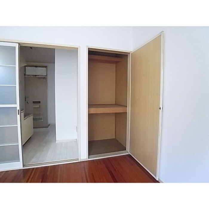 物件内観写真7　(収納)