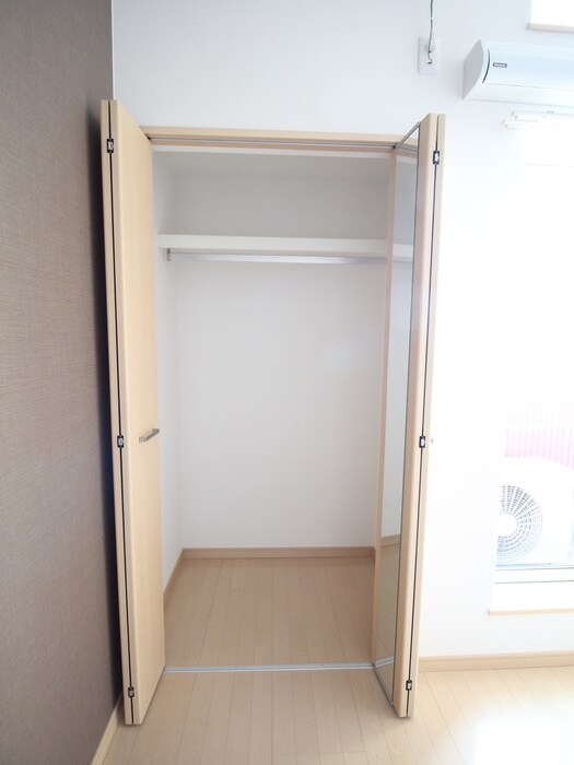 物件内観写真13　(収納)