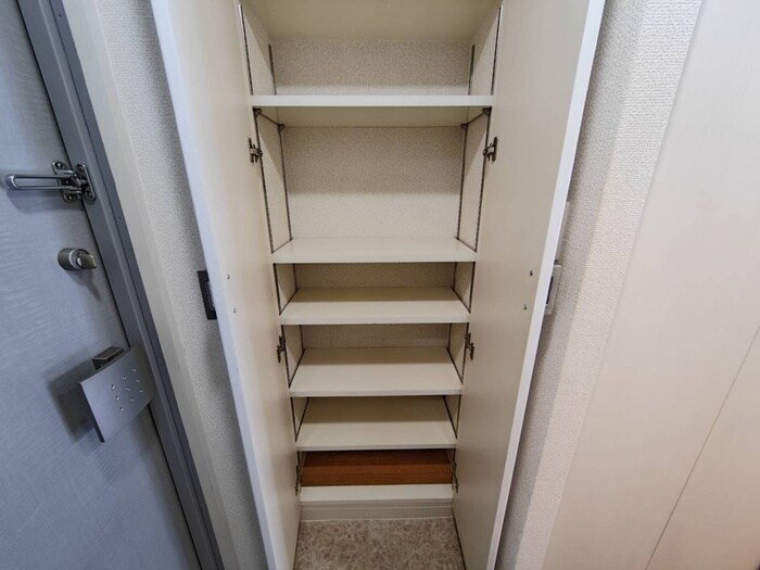 物件内観写真21　(靴箱)