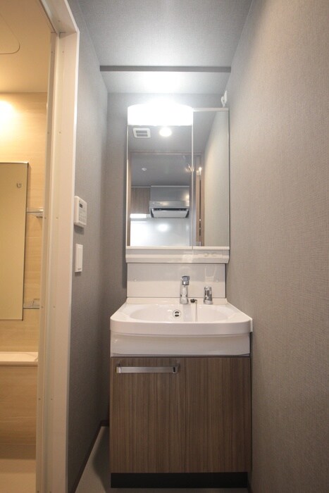 物件内観写真9　(洗面)