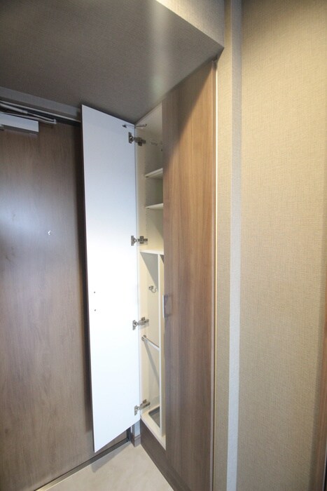 物件内観写真12　(靴箱)