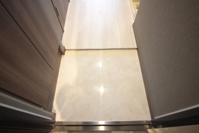 物件内観写真19　(玄関)