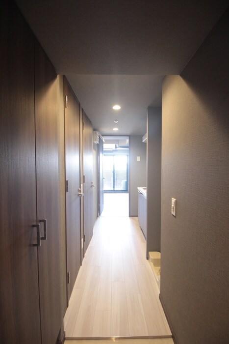 物件内観写真20　(廊下)