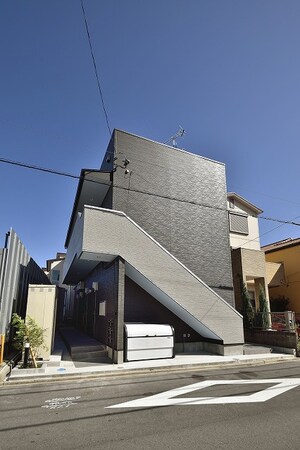 ドミトリー上高畑外観写真