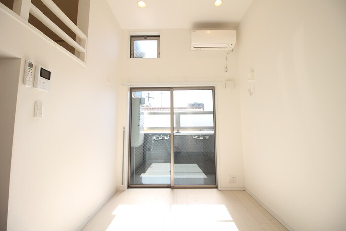 物件内観写真5　(居室)