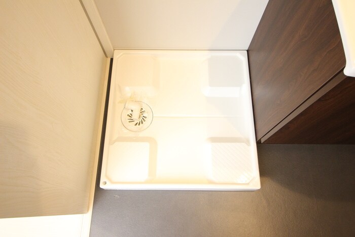 物件内観写真12　(洗濯機置場)