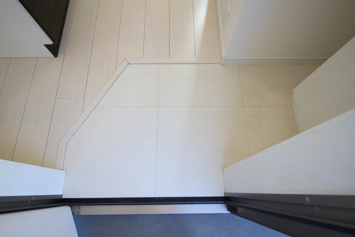 物件内観写真15　(玄関)