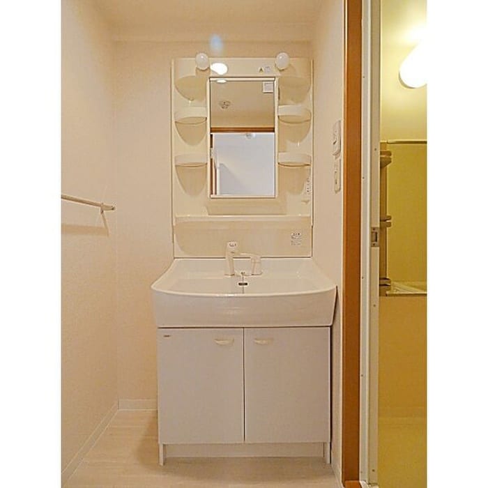 物件内観写真9　(洗面)