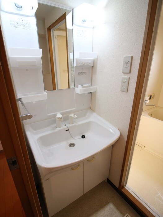 物件内観写真13　(洗面)