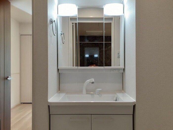 物件内観写真7　(洗面)