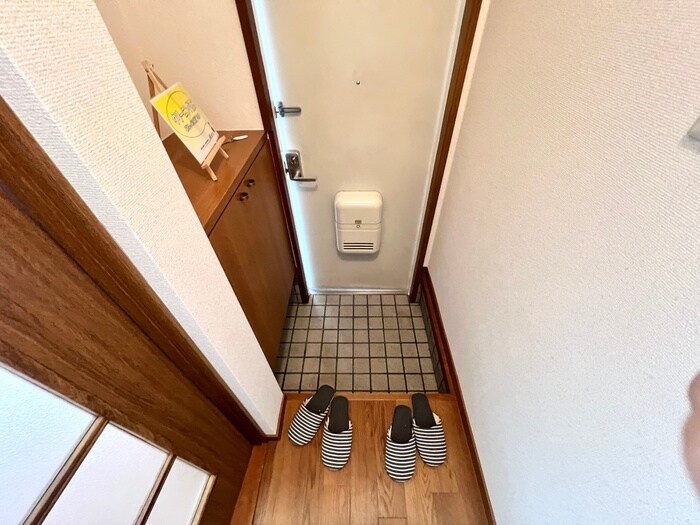 物件内観写真21　(玄関)