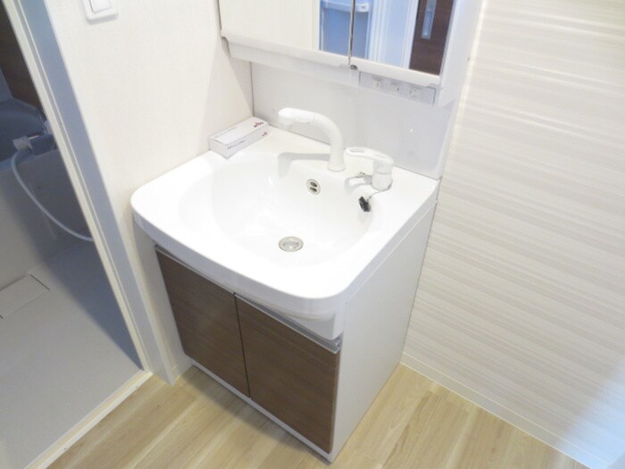 物件内観写真12　(洗面)