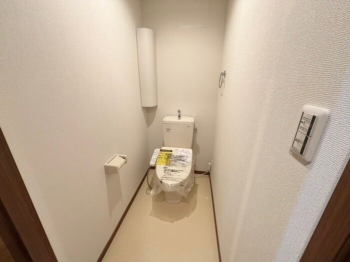 物件内観写真12　(トイレ)