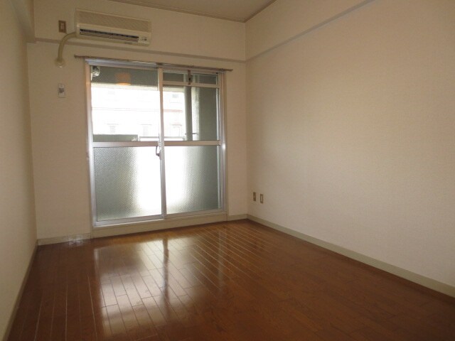 物件内観写真16　(居室)