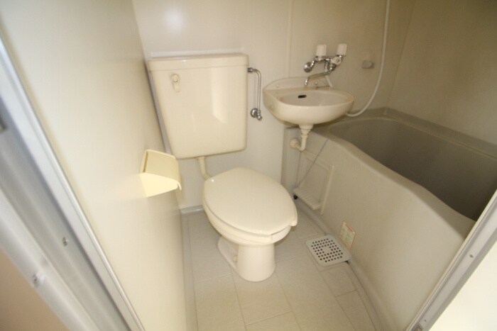 物件内観写真13　(トイレ)