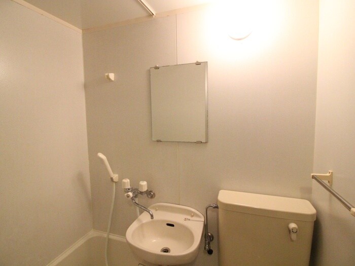 物件内観写真13　(洗面)