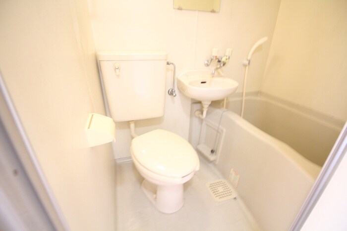 物件内観写真14　(トイレ)