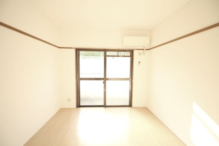 物件内観写真16　(居室)