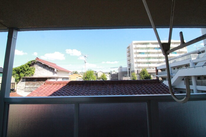 物件内観写真18　(室内からの展望)