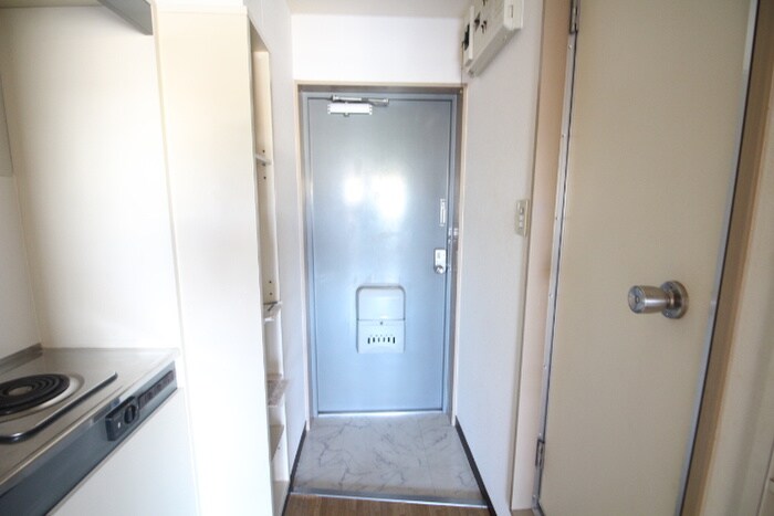 物件内観写真19　(玄関)