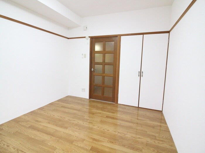 物件内観写真21　(居室)