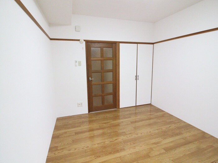 物件内観写真22　(居室)