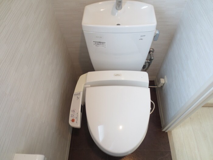 物件内観写真15　(トイレ)