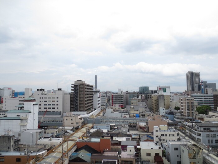 物件内観写真19　(室内からの展望)