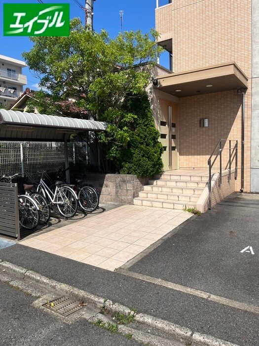 物件外観写真3　(周辺環境)